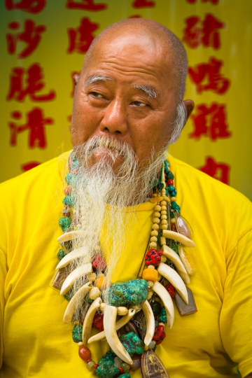 Ring Seller, Singapore